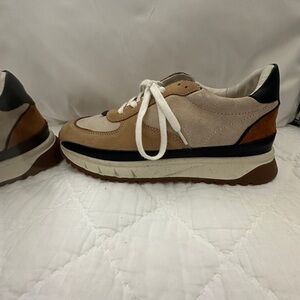 Madewell sneakers, new condition. Size 8.